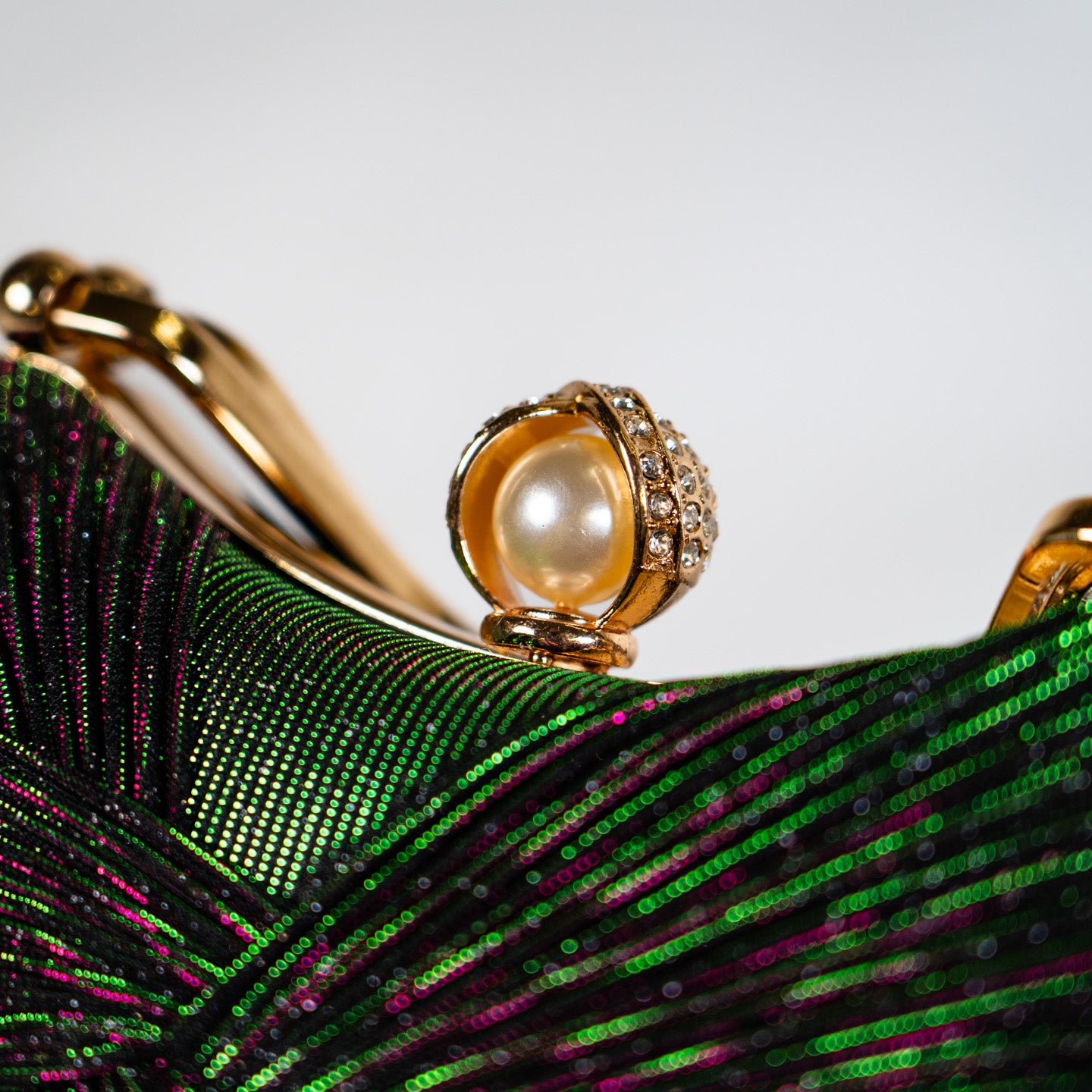 Twist Glitter Purse - Irridescent Purple