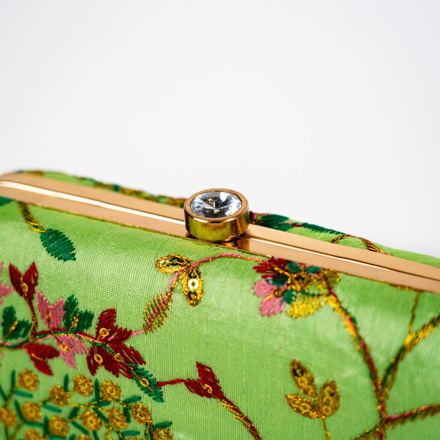 Radiant Wildflower Clutch - Green