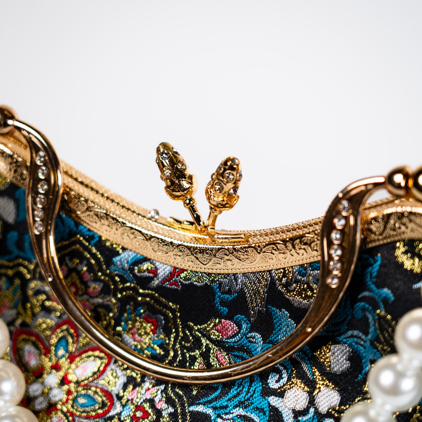 Dreams in Antique Handbag - Black